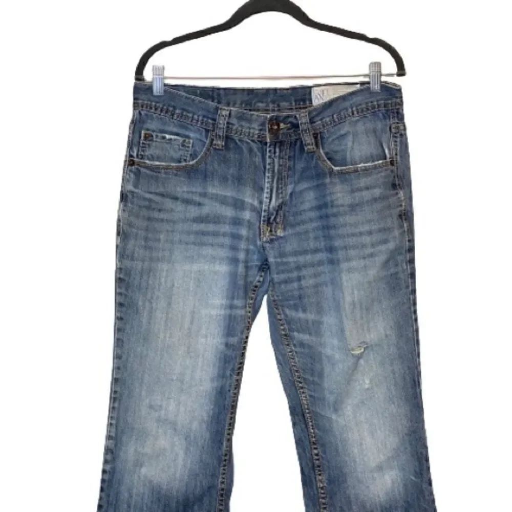 Axel light wash slim straight jeans size 32 X 30 - Picture 10 of 16